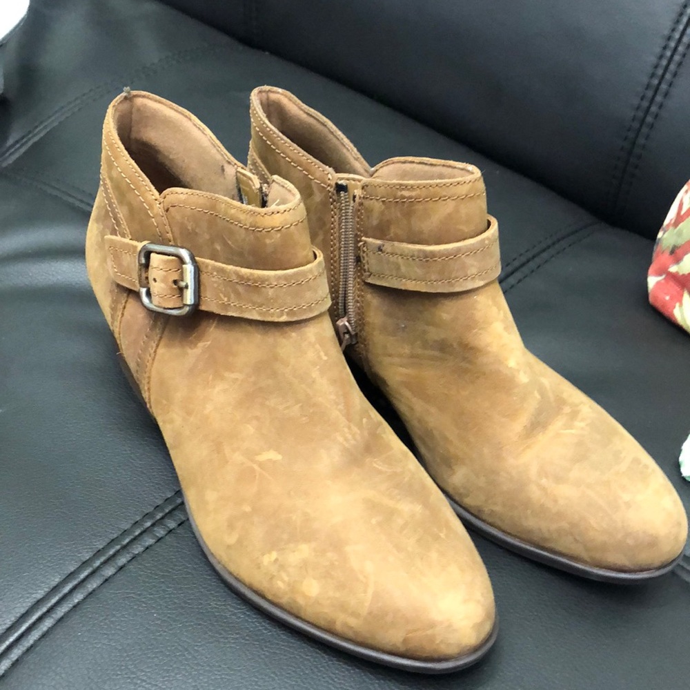 Clarks Adreena Ankle Boots Bootie Brown Leather Strap Buckle Low Heel Zip 6.5